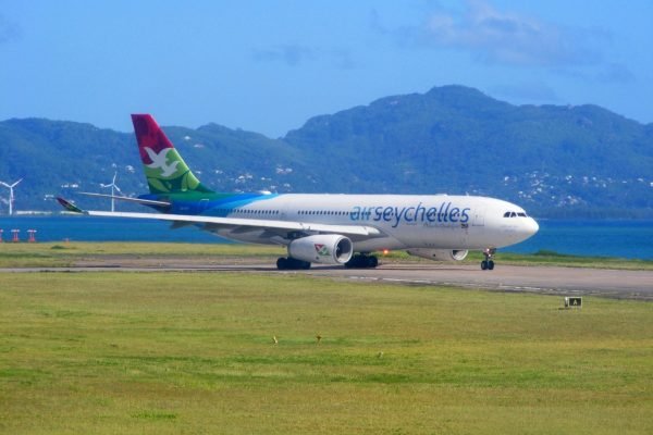 air-seychelles-a6-eyz-airbus-a330-84298